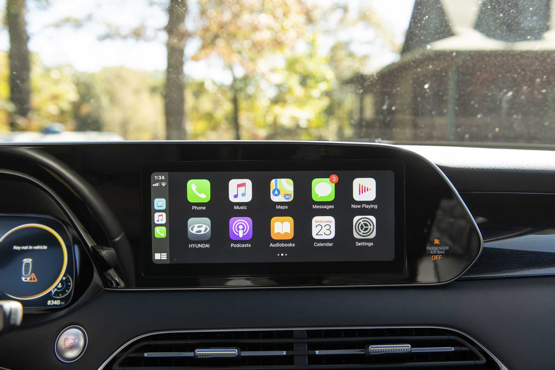 Apple CarPlay Offers Safer Infotainment